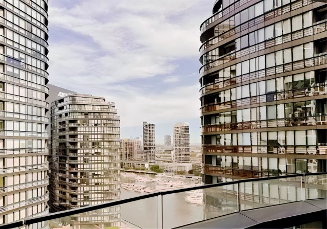 889 Collins Street - Melbourne student accommodation - 3b2b Second Bedroom Double occupancy