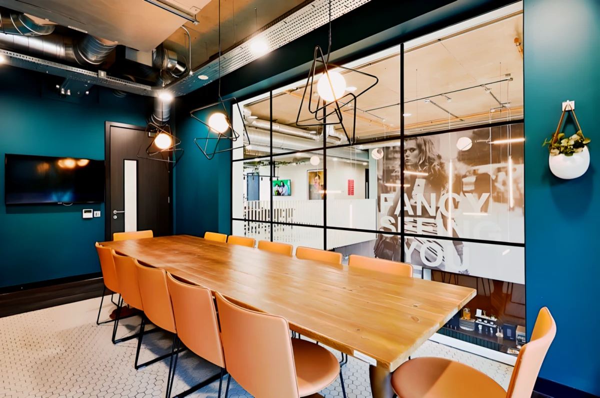 Cross Belgrave Street 28843# 0