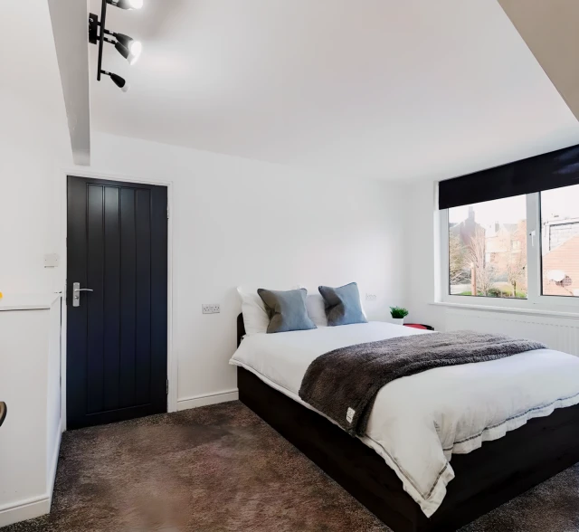 Royal Park Terrace 28860# 2