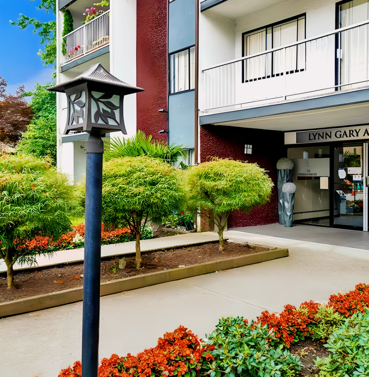LYNN GARY Apartments - Vancouver student accommodation