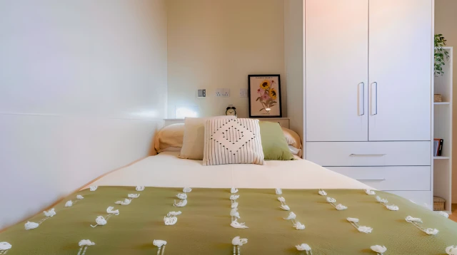 uhomes.com | Student Accommodation, Housing, Flats, Apartments for Rent