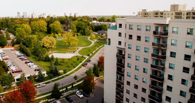 565 Proudfoot Place 1