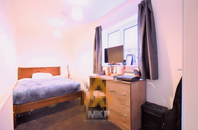 Entire Place·5B2B···53a Frederick Road, Selly Oak 4