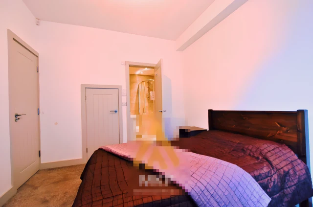 Entire Place·7B7B···247 Heeley Road, Selly Oak 2