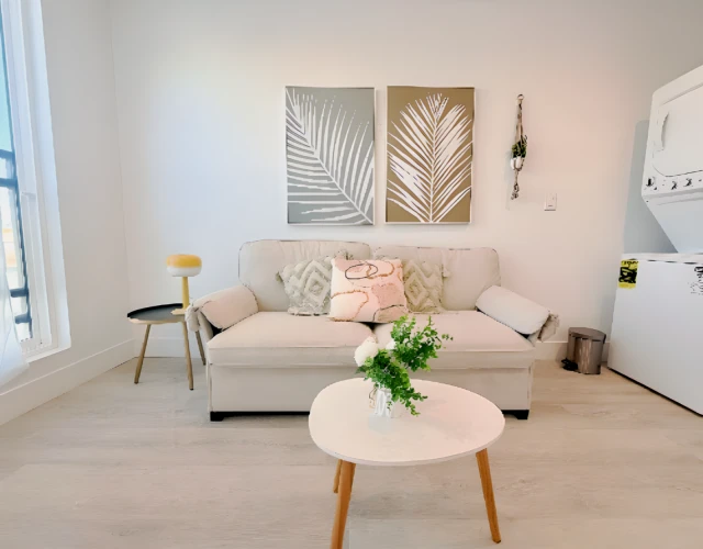 1415 3/4 W 35th Pl 3