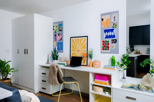 uhomes.com | Student Accommodation, Housing, Flats, Apartments for Rent