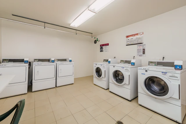 Fernwood Manor Apartments 4