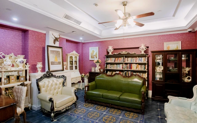 Yingao West Road Metro Station Store - CJIA Apartment 1