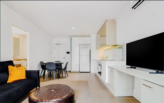 220 Spencer Street 1