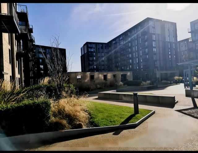 Middlewood Locks 1