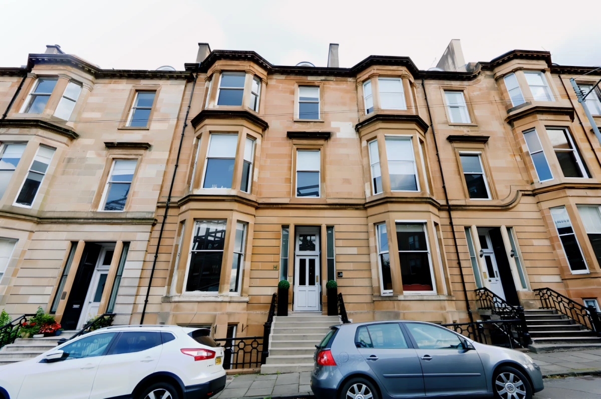 Lynedoch Place, G3 6AB 0