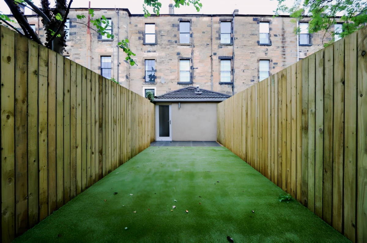 Ruskin Lane, G12 8EA 0