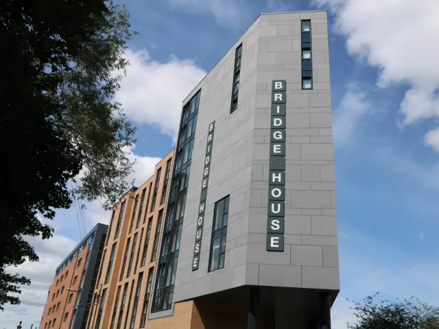 Bridge House 1