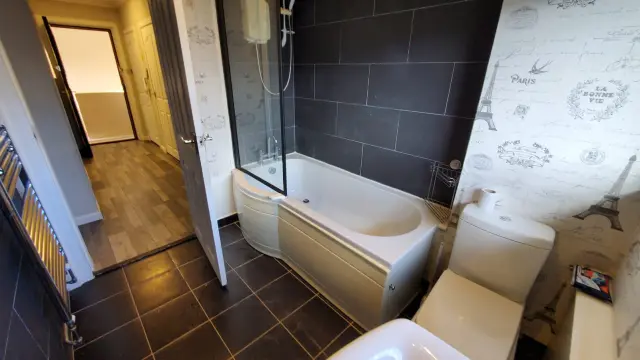 21 TULLOCHARD PLACE 1