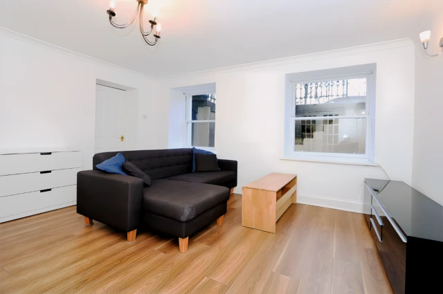 Royal Terrace, G3 7NT 1