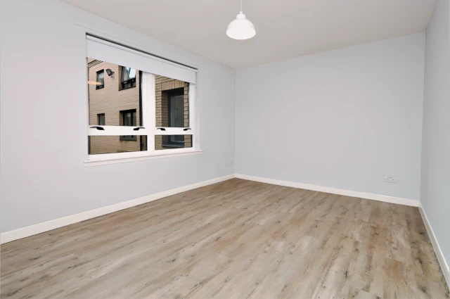 Glenfarg Street, G20 7QE 3