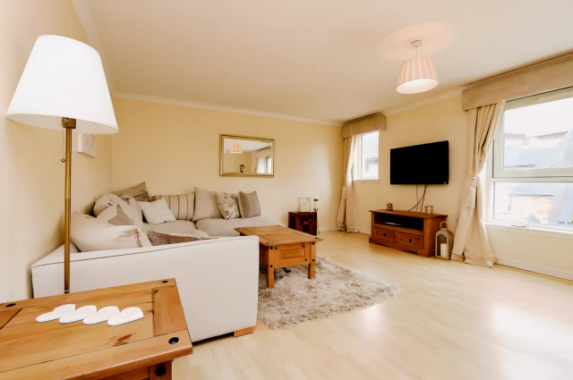 Dunaskin Street, G11 6PG 2
