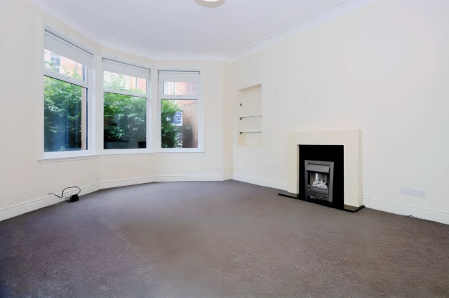 Trefoil Avenue, G41 3PD 2