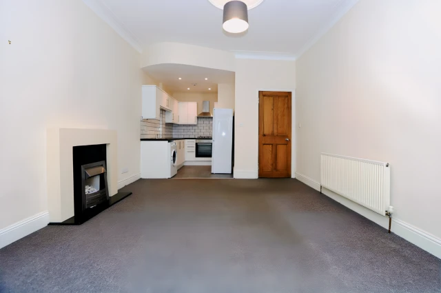 Trefoil Avenue, G41 3PD 4
