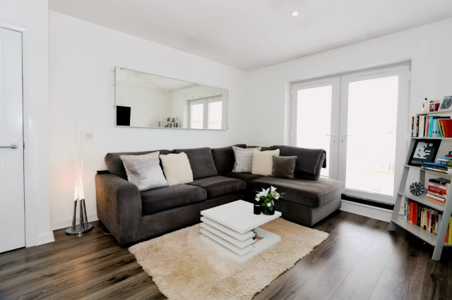 Prospecthill Circus, G42 0AH 3