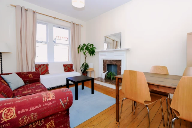 Willowbank Crescent, G3 6NA 2