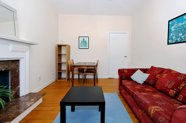Willowbank Crescent, G3 6NA 3