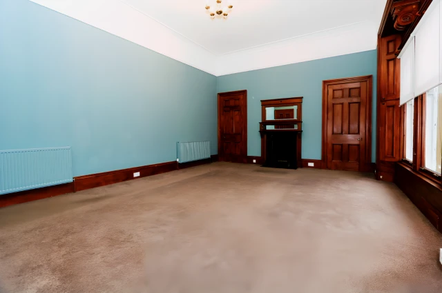 Cleveden Drive, G12 0NU 3