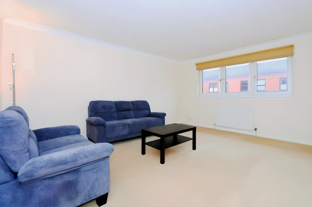 Hayburn Street, G11 6DE 1