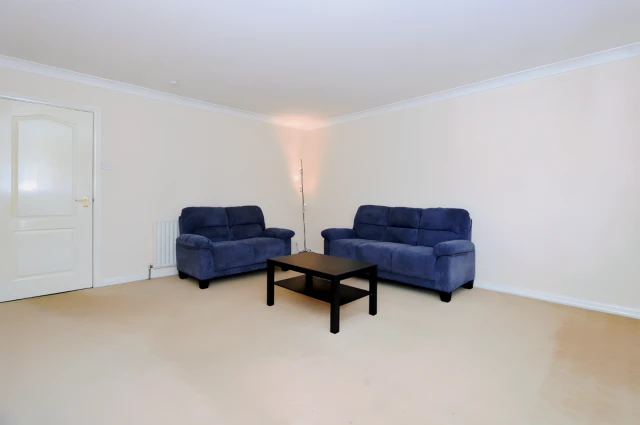 Hayburn Street, G11 6DE 2