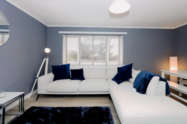Howth Drive, G13 1RF 3