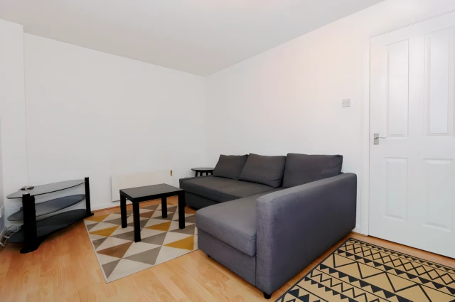 Dorset Street, G3 7AG 2