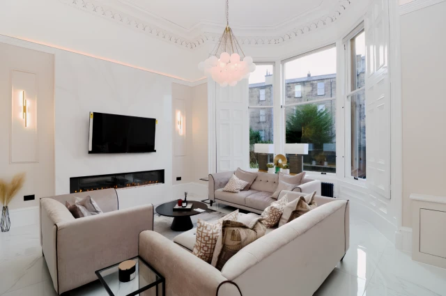Park Circus Place, G3 6AN 3