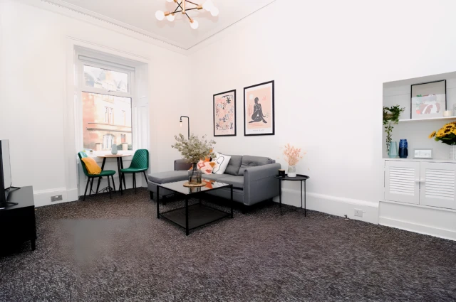 Prince Edward Street, G42 8LX 1