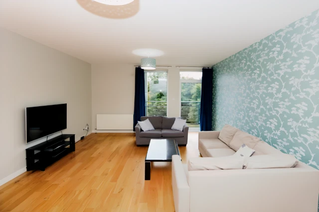Jackson Place, G61 1RY 2