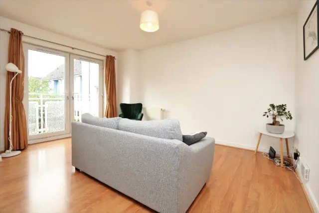 Hilton Gardens, G13 1DB 3