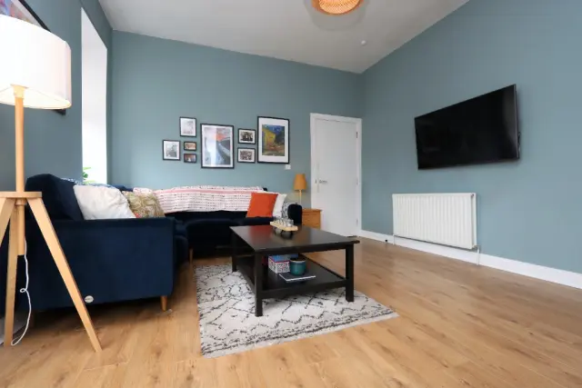 Balshagray Crescent, G14 9RY 4