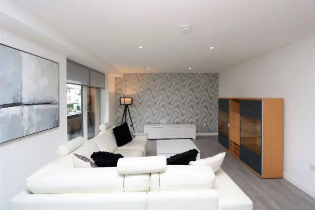 Milverton Road, G46 7AU 2