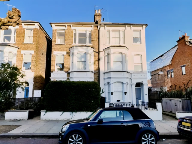Highlever Road 11886# 1