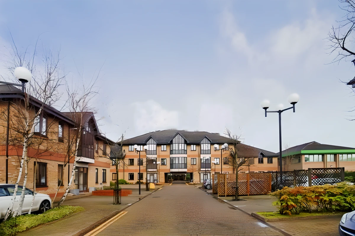 Latour House, Hanworth Lane, KT16 0