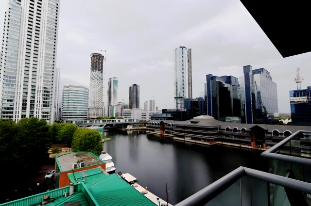 apartment in Isle of Dogs 3
