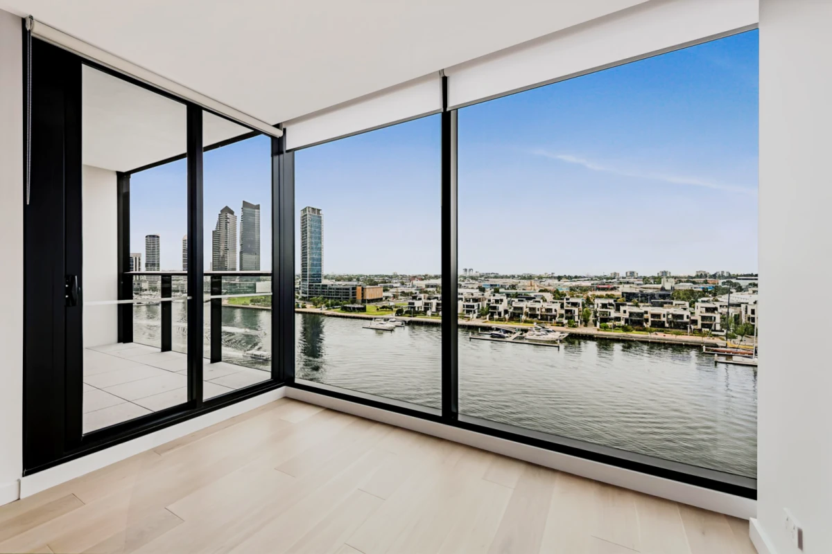 902/915 Collins Street,Docklands,Victoria 3008 0