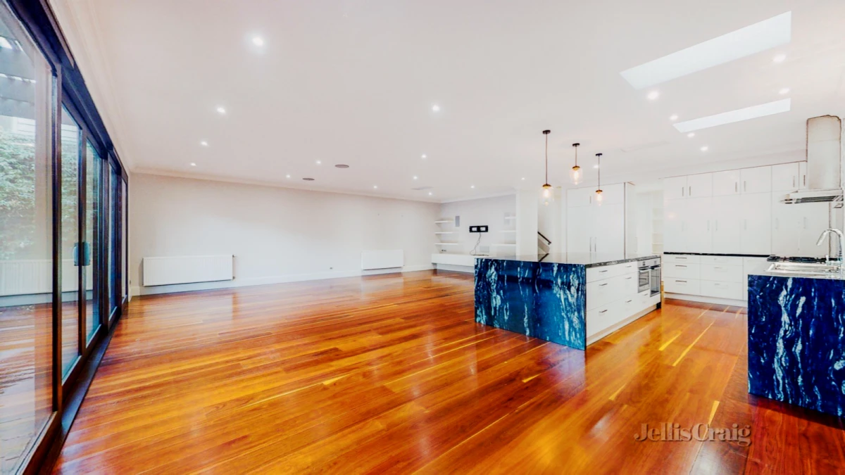 8 Normanby Street, Windsor 0