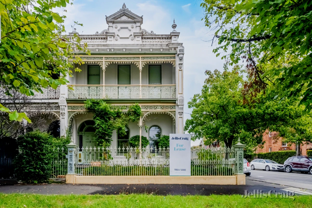 35 Brighton Road, St Kilda 0