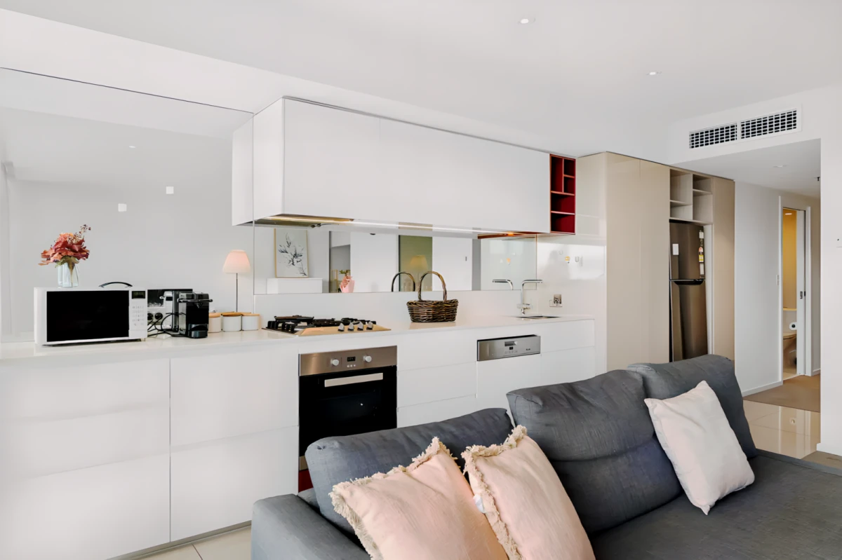 Lovely CBD 2BR Apt-Aria on Gouger-Parking-Wi-Fi 0