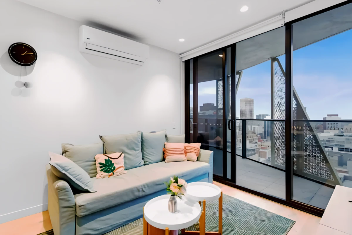 NEW Skyline View/ Luxury Apt/ Homey/ Heart of ADL 0