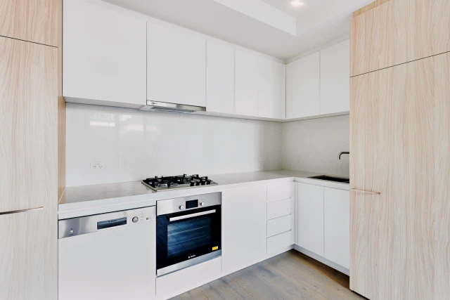 108/15-17 Irving Avenue,Box Hill,Victoria 3128 1