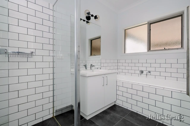 1104 Armstrong Street North, Ballarat North 4