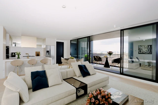 601/9 Shuter Street, Moonee Ponds 4