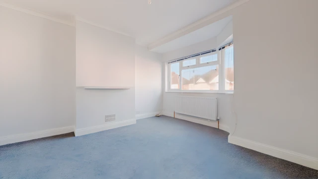 Ellanby Crescent 12247# 3