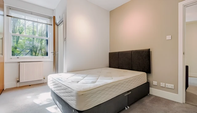 Chiswick Road 11317# 3